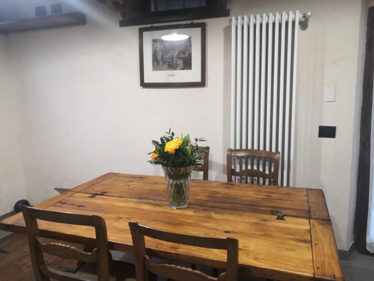 Da Tinti Apartment Madonna Del Sasso Luaran gambar