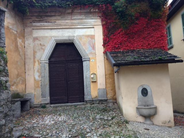 Da Tinti Apartment Madonna Del Sasso Luaran gambar