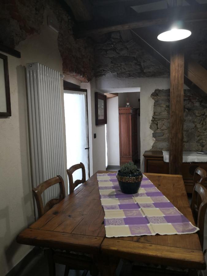 Da Tinti Apartment Madonna Del Sasso Luaran gambar