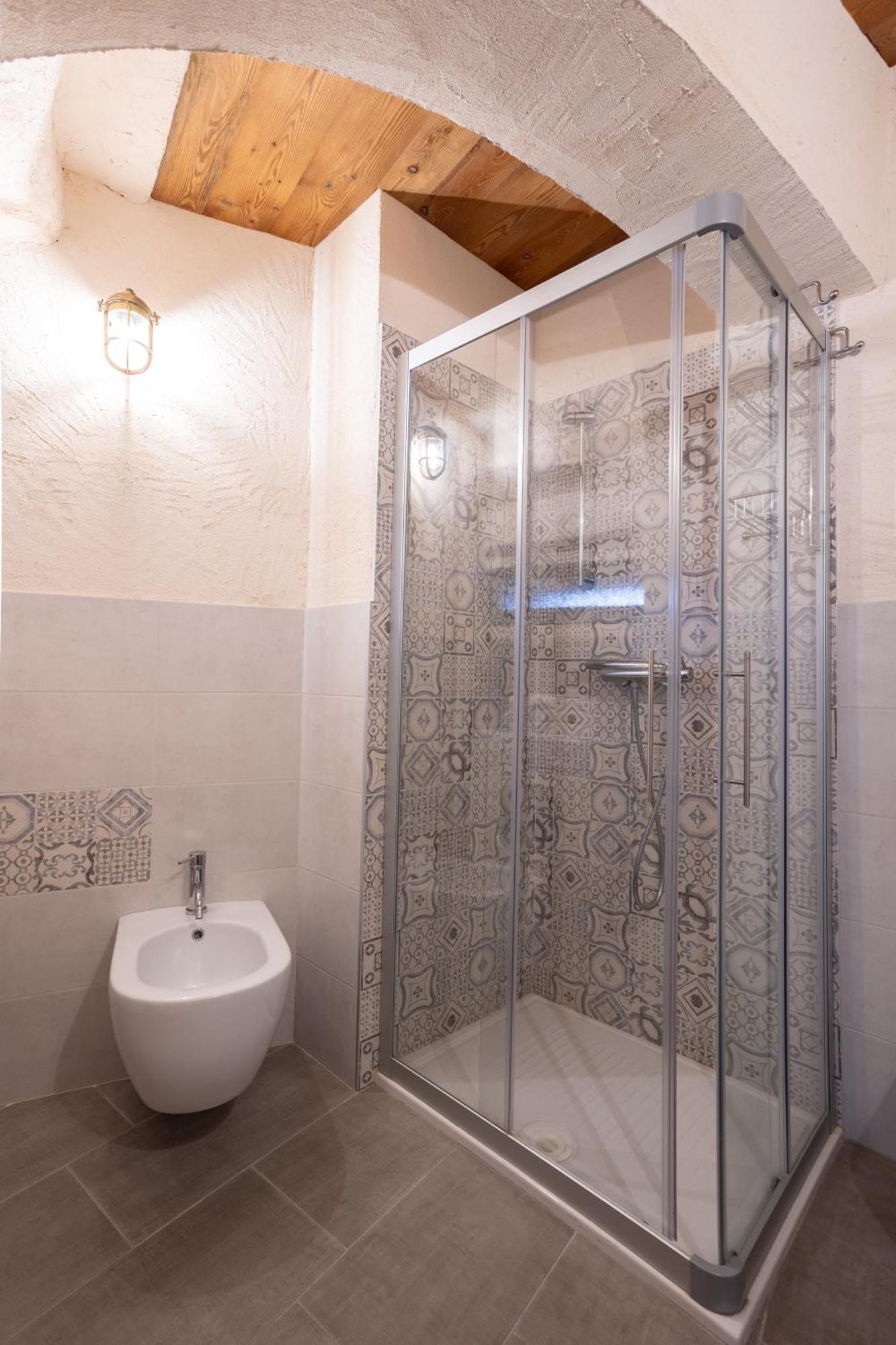 Da Tinti Apartment Madonna Del Sasso Luaran gambar