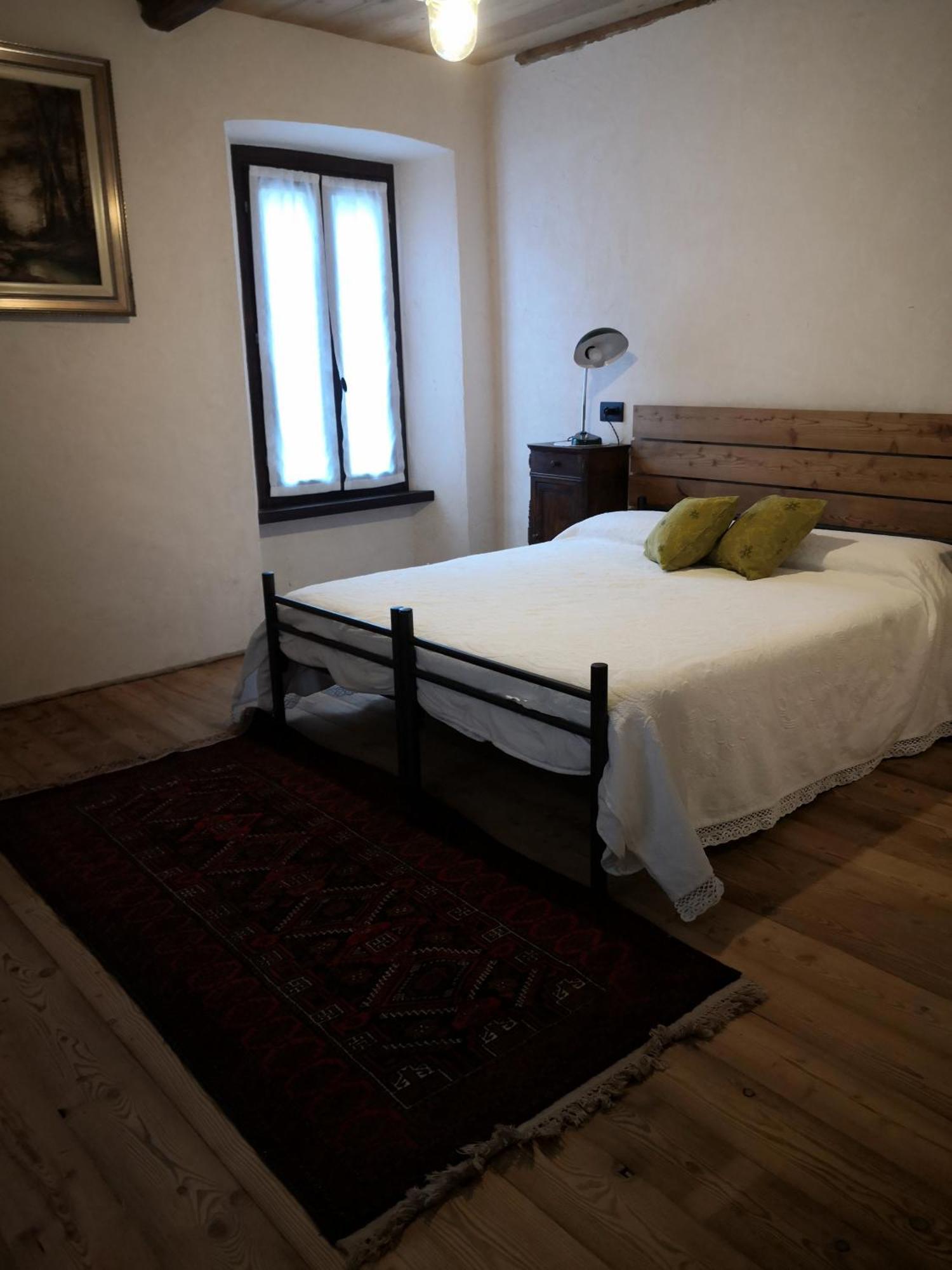 Da Tinti Apartment Madonna Del Sasso Bilik gambar